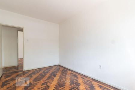Dormitório 2 de apartamento à venda com 3 quartos, 96m² em Navegantes, Porto Alegre