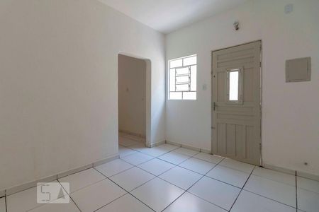Sala de casa para alugar com 1 quarto, 40m² em Vila Campanela, São Paulo
