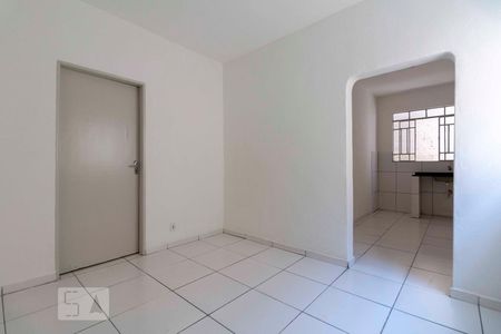 Sala de casa para alugar com 1 quarto, 40m² em Vila Campanela, São Paulo