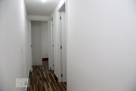 Corredor de apartamento à venda com 2 quartos, 40m² em Jardim Taboão, São Paulo