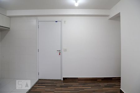 Sala de apartamento para alugar com 2 quartos, 40m² em Jardim Taboão, São Paulo