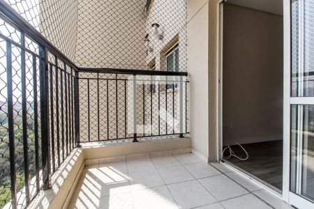 Varanda de apartamento para alugar com 2 quartos, 69m² em Jardim Tupanci, Barueri