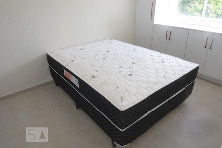 Quarto de apartamento para alugar com 1 quarto, 38m² em Igara, Canoas