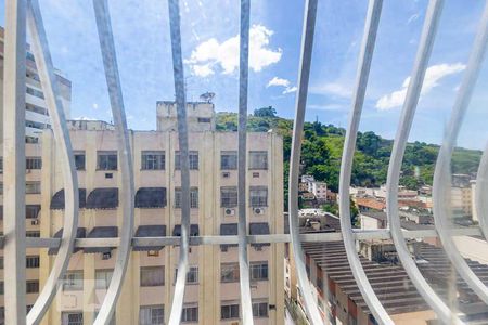 Vista Quarto 1 de apartamento para alugar com 3 quartos, 70m² em Santa Rosa, Niterói