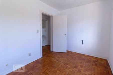 quarto 1 de apartamento para alugar com 2 quartos, 70m² em Passo da Areia, Porto Alegre