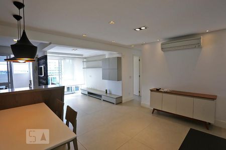 Sala de apartamento para alugar com 2 quartos, 69m² em Vila Gertrudes, São Paulo