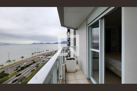 Vista da Sacada de apartamento para alugar com 3 quartos, 166m² em Agronômica, Florianópolis