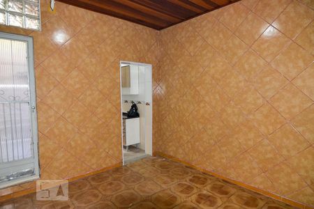 Casa à venda com 80m², 2 quartos e sem vagaSala