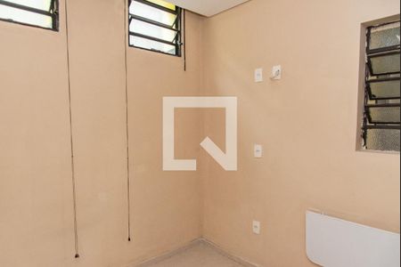 Sala/quarto de kitnet/studio para alugar com 1 quarto, 15m² em Cambuci, São Paulo