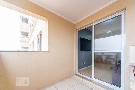 Varanda da Sala de apartamento para alugar com 2 quartos, 52m² em Vila Humaitá, Santo André