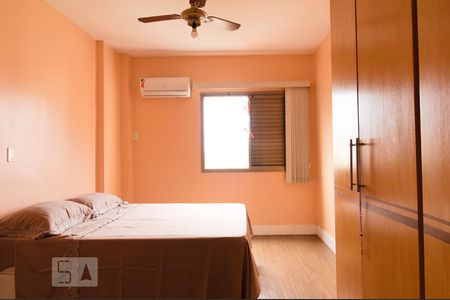 Suíte de apartamento para alugar com 3 quartos, 105m² em Marapé, Santos