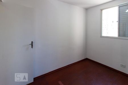 Quarto 2 de apartamento à venda com 3 quartos, 75m² em Continental, Osasco