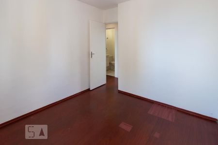 Quarto 2 de apartamento para alugar com 3 quartos, 75m² em Continental, Osasco