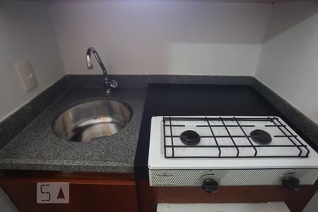 Cozinha de kitnet/studio para alugar com 1 quarto, 48m² em Consolação, São Paulo