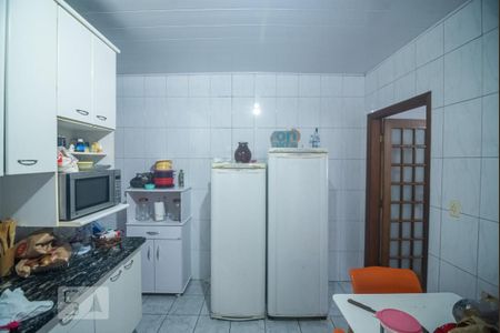 Cozinha de casa à venda com 2 quartos, 400m² em Vila Invernada, São Paulo