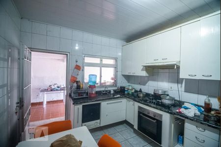 Cozinha de casa à venda com 2 quartos, 400m² em Vila Invernada, São Paulo