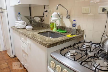 Cozinha de apartamento à venda com 2 quartos, 64m² em Chácara Inglesa, São Paulo