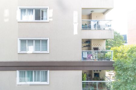 Vista de kitnet/studio para alugar com 1 quarto, 20m² em Novo Mundo, Curitiba