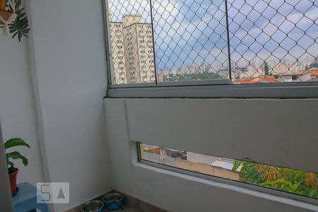 Sacada de apartamento para alugar com 2 quartos, 58m² em Chácara Agrindus, Taboão da Serra