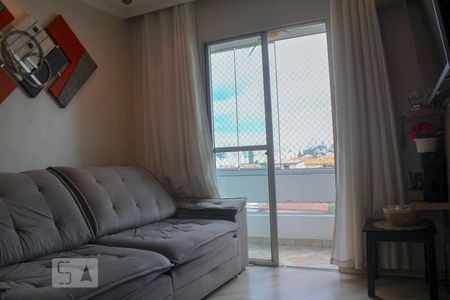 Sala de apartamento para alugar com 2 quartos, 58m² em Chácara Agrindus, Taboão da Serra