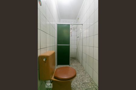 Banheiro 1 de casa à venda com 1 quarto, 100m² em Jardim Teresa, São Paulo