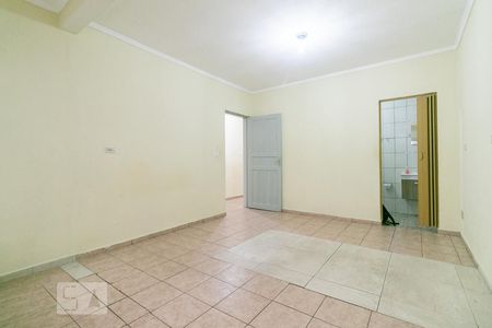 Sala / Quarto de casa à venda com 1 quarto, 100m² em Jardim Teresa, São Paulo