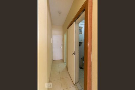 Corredor de kitnet/studio à venda com 1 quarto, 35m² em Glória, Rio de Janeiro