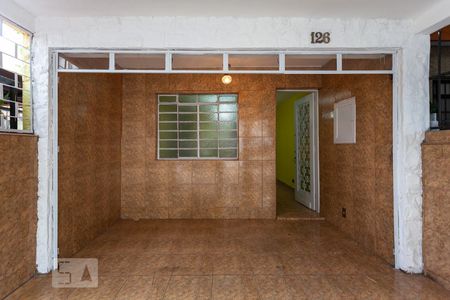 Garagem de casa para alugar com 2 quartos, 88m² em Carandiru, São Paulo