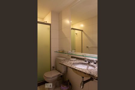 Apartamento para alugar com 92m², 2 quartos e 1 vaga Apartamento para alugar com 92m², 2 quartos e 1 vagaBanheiro do Quarto 2 - Suíte