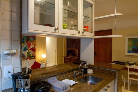 Apartamento para alugar com 92m², 2 quartos e 1 vaga Apartamento para alugar com 92m², 2 quartos e 1 vagaCozinha