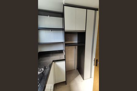 Cozinha - Armários de apartamento à venda com 2 quartos, 62m² em São Jorge, Novo Hamburgo