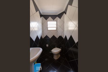 Banheiro 1 de casa à venda com 3 quartos, 178m² em Vila São Geraldo, São Paulo
