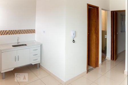 Sala/Cozinha de apartamento à venda com 1 quarto, 39m² em Cidade Antônio Estevão de Carvalho, São Paulo