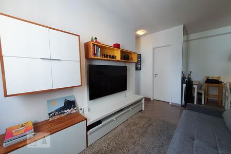 Sala de apartamento à venda com 2 quartos, 70m² em Água Branca, São Paulo