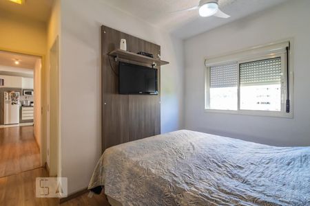 Suíte de apartamento para alugar com 2 quartos, 76m² em Jardim Tupanci, Barueri