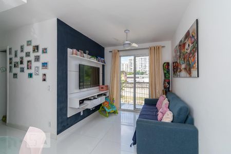 Sala de apartamento à venda com 2 quartos, 50m² em Irajá, Rio de Janeiro