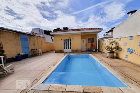 Casa à venda com 440m², 4 quartos e 3 vagas