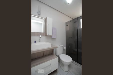 Banheiro de apartamento à venda com 2 quartos, 65m² em Harmonia, Canoas