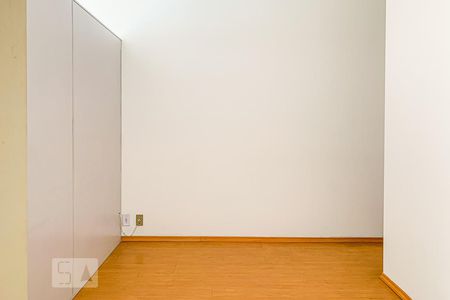 Sala de kitnet/studio para alugar com 1 quarto, 44m² em Centro, Campinas