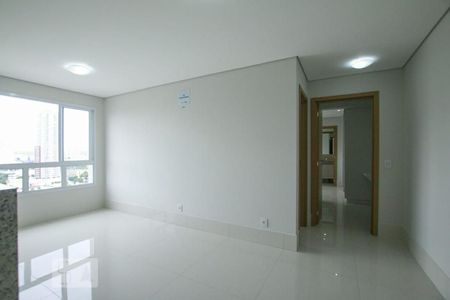 Sala de casa para alugar com 2 quartos, 66m² em Setor Bueno, Goiânia