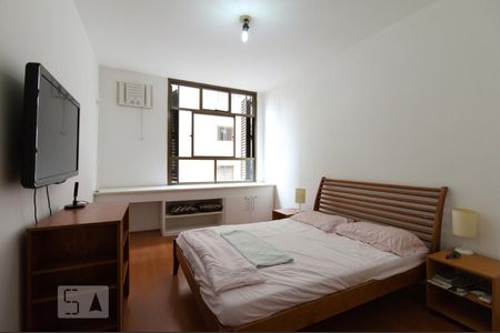 Quarto de apartamento para alugar com 1 quarto, 65m² em Aparecida, Santos