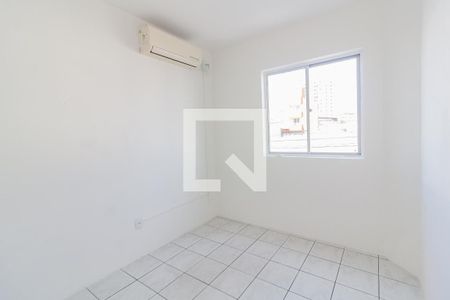 Quarto  de apartamento para alugar com 2 quartos, 65m² em Barreiros, São José