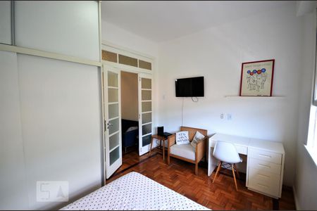 Quarto de apartamento à venda com 1 quarto, 30m² em Laranjeiras, Rio de Janeiro