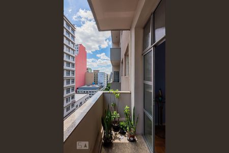 Varanda Sala  de apartamento à venda com 2 quartos, 84m² em Centro, Belo Horizonte