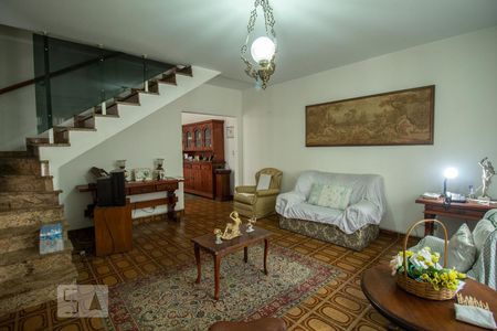 Sala de casa para alugar com 5 quartos, 220m² em Bom Retiro, São Paulo