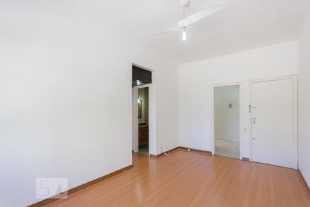 Sala de apartamento à venda com 2 quartos, 70m² em Anil, Rio de Janeiro