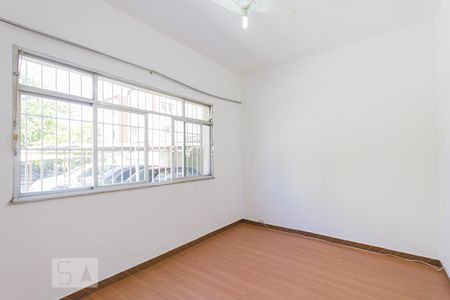 Quarto 1 de apartamento à venda com 2 quartos, 70m² em Anil, Rio de Janeiro