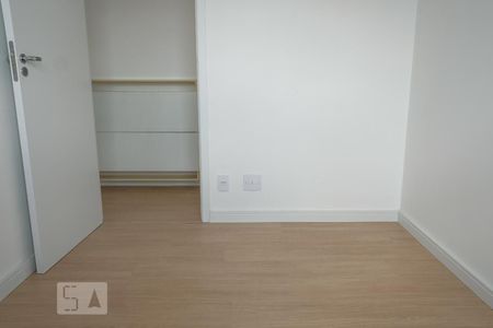 Quarto 1 de apartamento para alugar com 2 quartos, 41m² em Itaquera, São Paulo