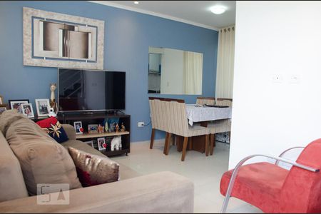 Sala de casa de condomínio à venda com 3 quartos, 84m² em Vila Nivi, São Paulo