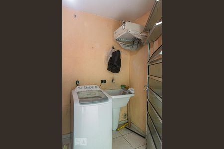 Casa à venda com 175m², 2 quartos e 1 vaga Casa à venda com 175m², 2 quartos e 1 vagaÁrea de Serviço